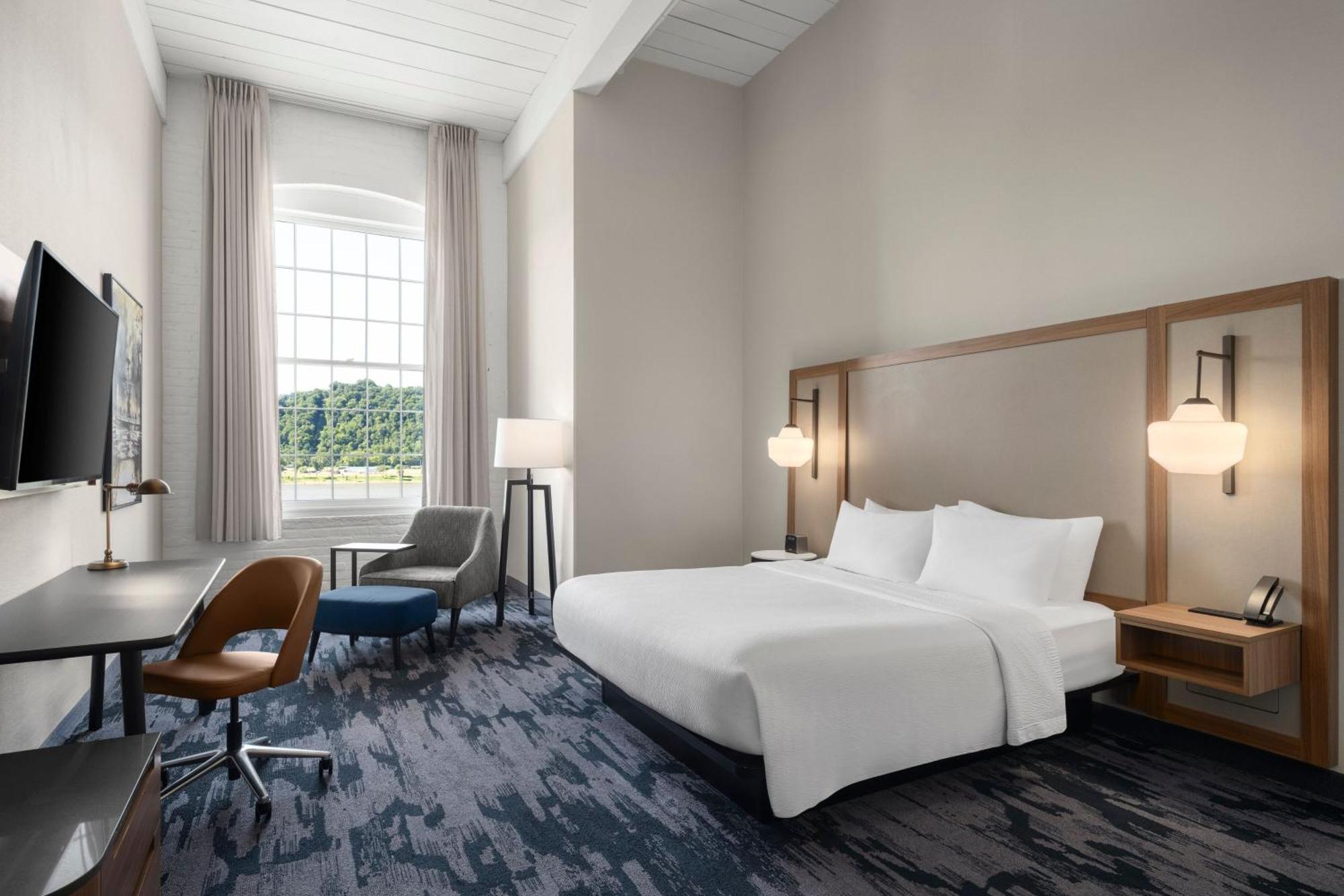 Fairfield Inn & Suites Madison Historic Eagle Cotton Mill Eksteriør billede