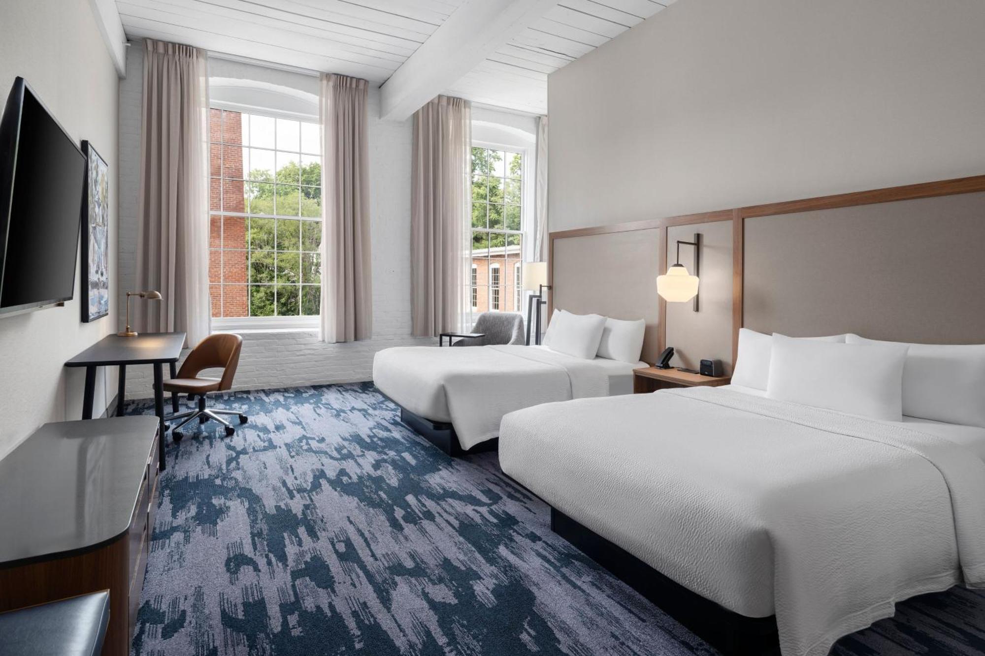 Fairfield Inn & Suites Madison Historic Eagle Cotton Mill Eksteriør billede
